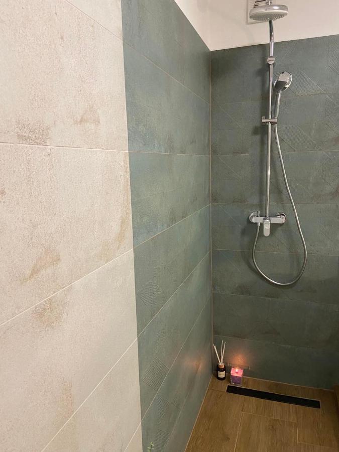 Sunny Apartment In Rijeka Ngoại thất bức ảnh