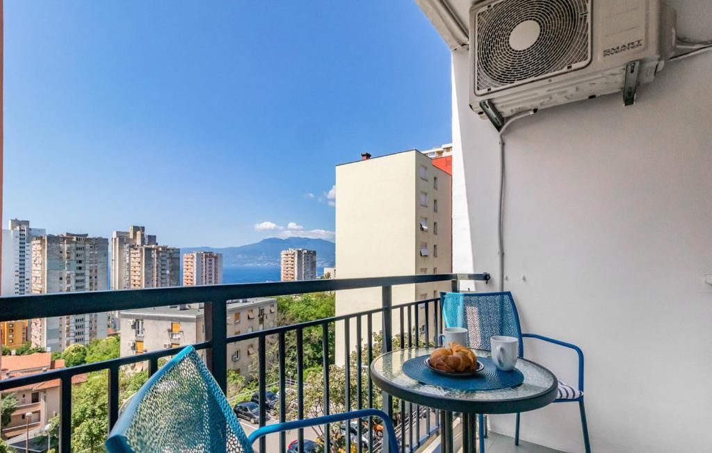 Sunny Apartment In Rijeka Ngoại thất bức ảnh