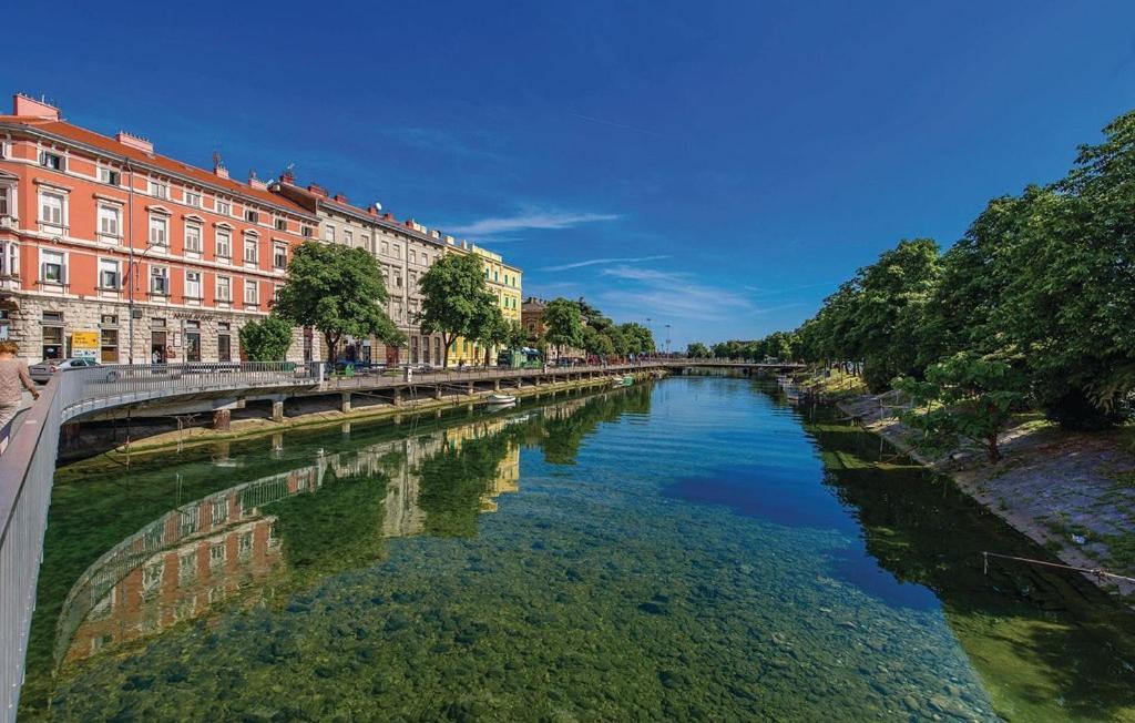 Sunny Apartment In Rijeka Ngoại thất bức ảnh